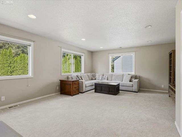 448 Se 24TH Ave, Hillsboro, OR 97123