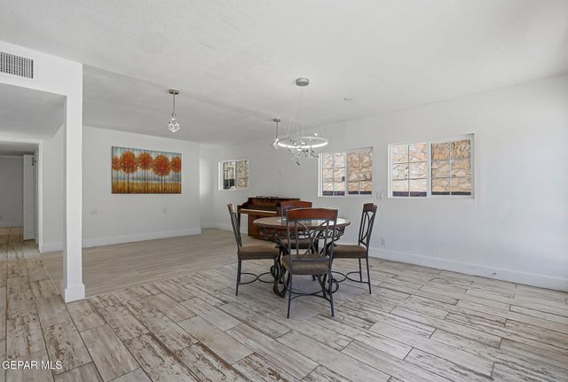 3715 N STANTON Street, El Paso, TX 79902