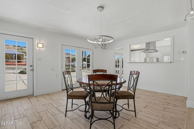 3715 N STANTON Street, El Paso, TX 79902