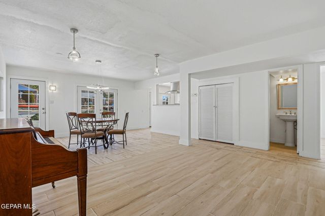 3715 N STANTON Street, El Paso, TX 79902