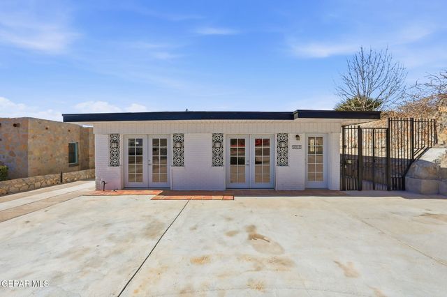 3715 N STANTON Street, El Paso, TX 79902