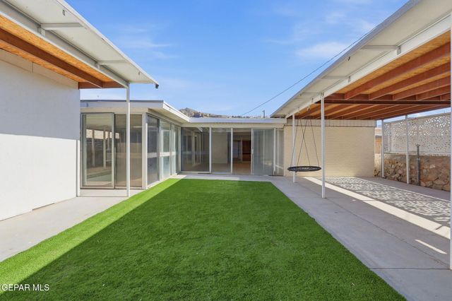 3715 N STANTON Street, El Paso, TX 79902