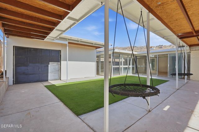 3715 N STANTON Street, El Paso, TX 79902