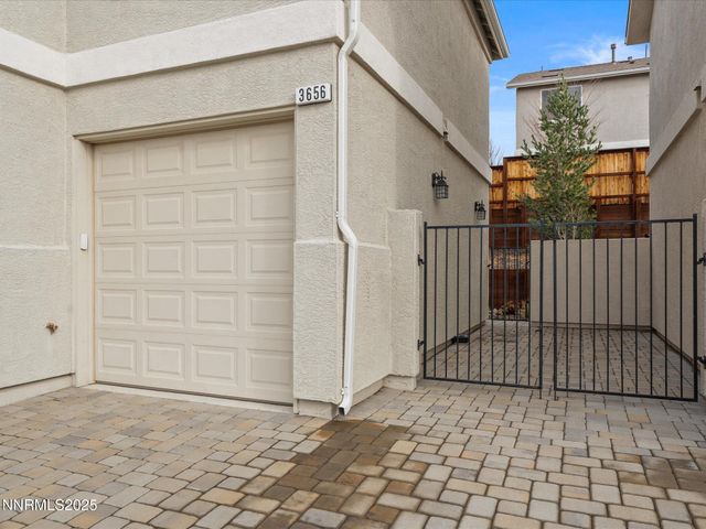 3656 Ruidoso Street, Reno, NV 89512