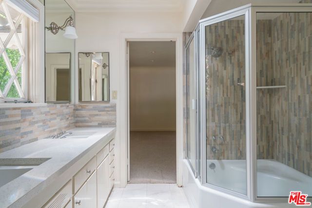 1119 Schuyler Road, Beverly Hills, CA 90210