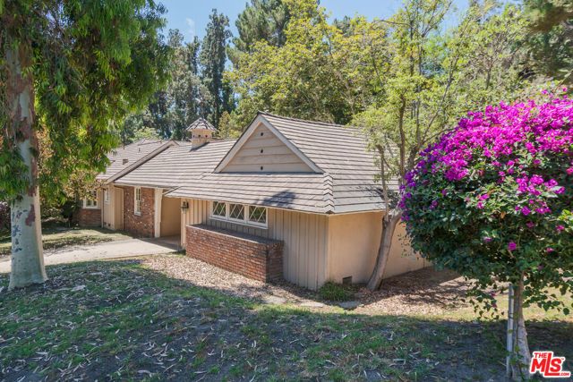 1119 Schuyler Road, Beverly Hills, CA 90210