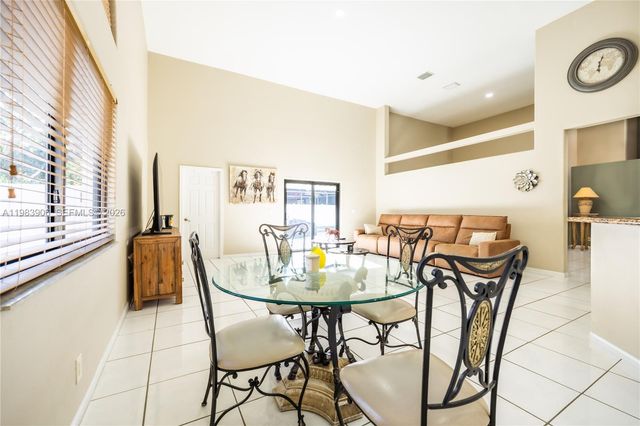 930 NW 197th Avenue, Pembroke Pines, FL 33029
