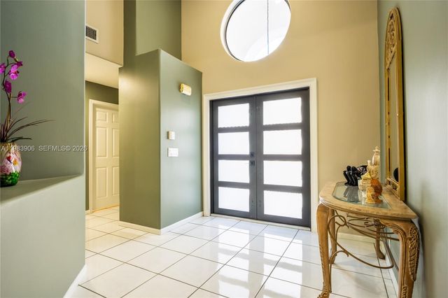 930 NW 197th Avenue, Pembroke Pines, FL 33029