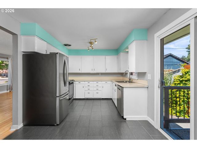 12903 Se RHONE St, Portland, OR 97236