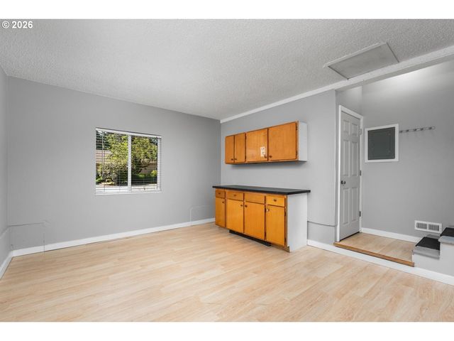 12903 Se RHONE St, Portland, OR 97236