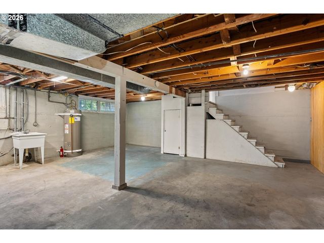 12903 Se RHONE St, Portland, OR 97236