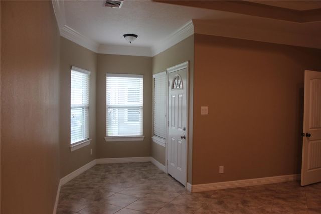 19914 S Plantation Estates Drive, Porter, TX 77365