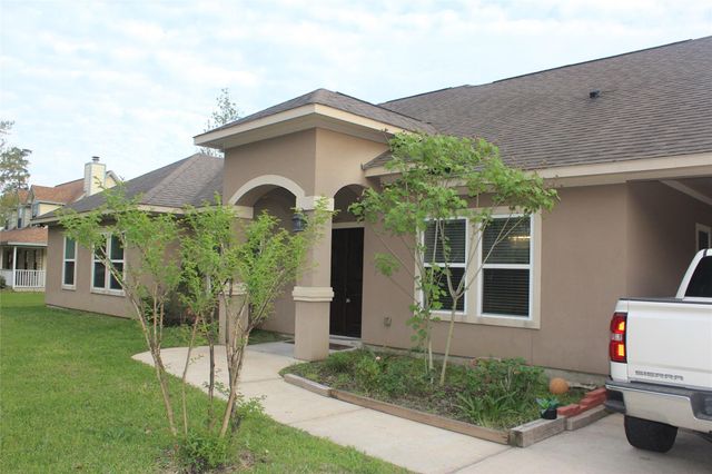 19914 S Plantation Estates Drive, Porter, TX 77365