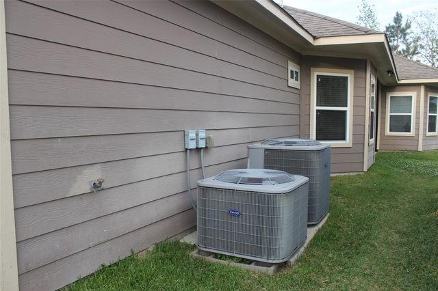 19914 S Plantation Estates Drive, Porter, TX 77365