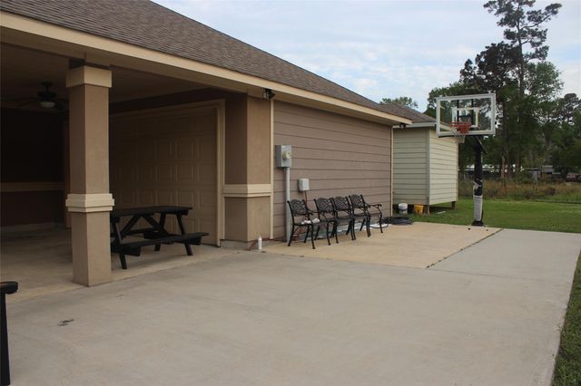 19914 S Plantation Estates Drive, Porter, TX 77365