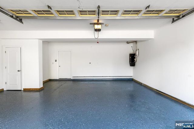 535 7th Street B, Palisades Park, NJ 07650