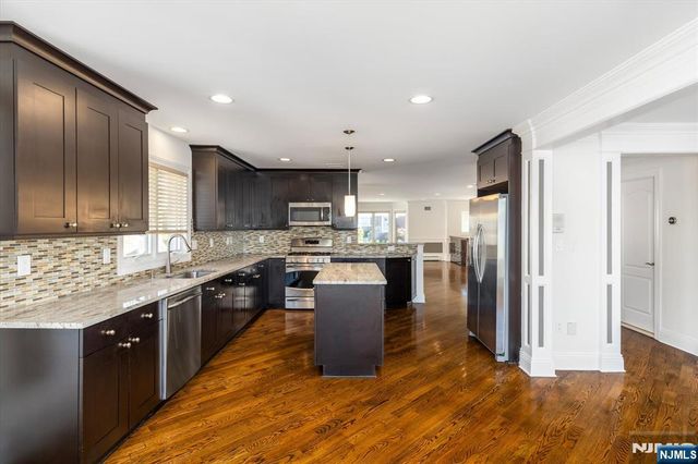 535 7th Street B, Palisades Park, NJ 07650