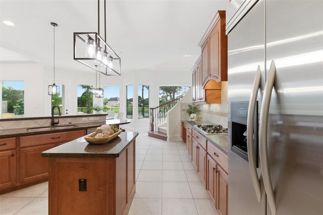 11512 Watercastle Court, Pearland, TX 77584