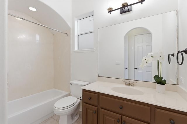 11512 Watercastle Court, Pearland, TX 77584