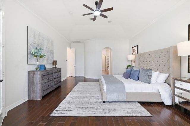 11512 Watercastle Court, Pearland, TX 77584