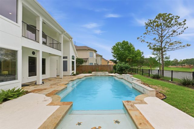 11512 Watercastle Court, Pearland, TX 77584