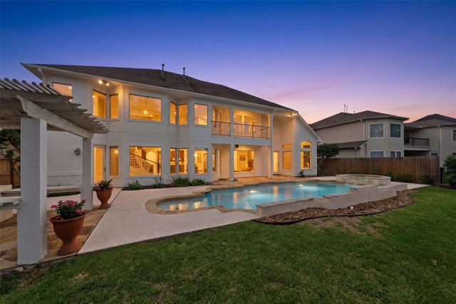 11512 Watercastle Court, Pearland, TX 77584