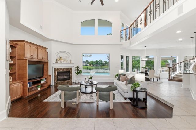 11512 Watercastle Court, Pearland, TX 77584