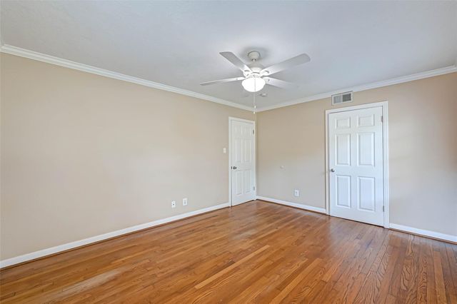 9349 Rosstown Way, Houston, TX 77080