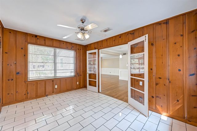 9349 Rosstown Way, Houston, TX 77080