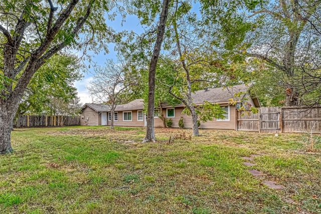 9349 Rosstown Way, Houston, TX 77080