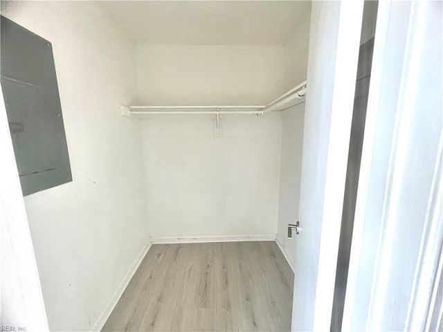 835 Little Bay Ave Apt D, Norfolk, VA 23503