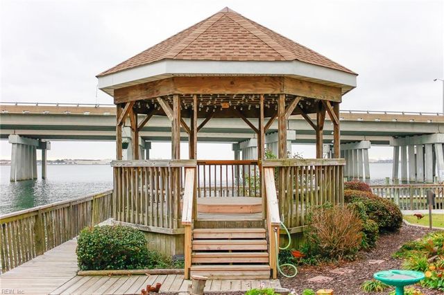 835 Little Bay Ave Apt D, Norfolk, VA 23503