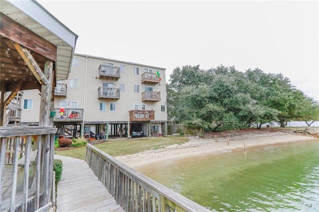 835 Little Bay Ave Apt D, Norfolk, VA 23503