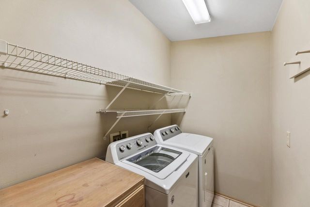 N81W13139 Country Terrace LANE, Menomonee Falls, WI 53051