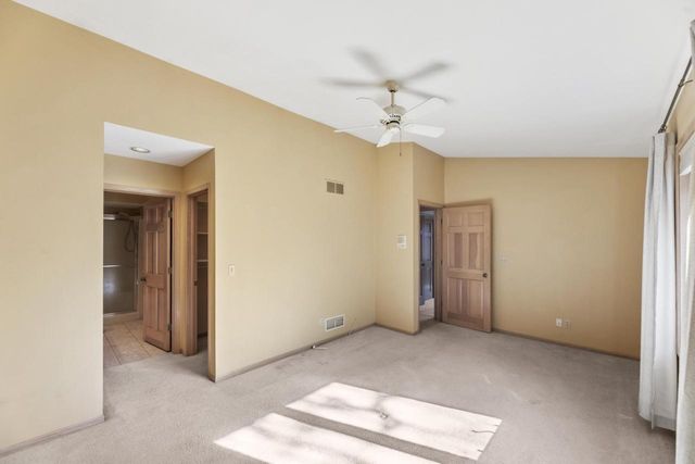 N81W13139 Country Terrace LANE, Menomonee Falls, WI 53051