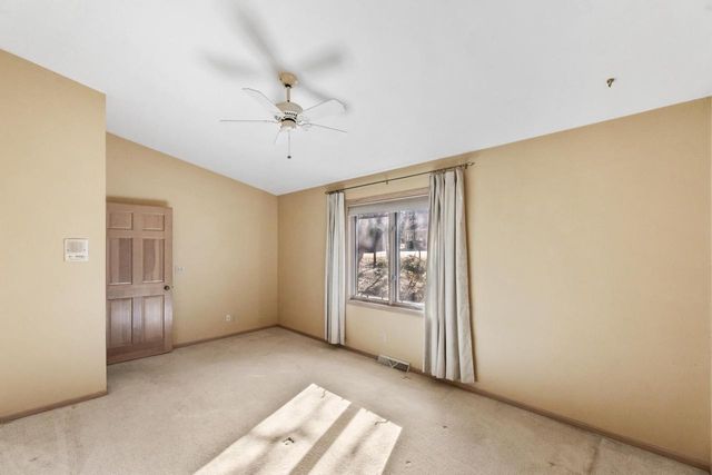 N81W13139 Country Terrace LANE, Menomonee Falls, WI 53051