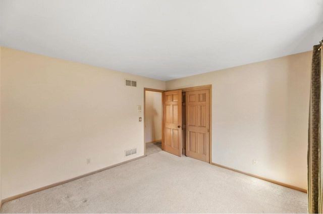 N81W13139 Country Terrace LANE, Menomonee Falls, WI 53051