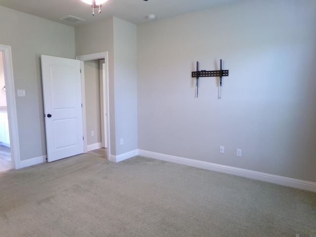 23091 Antler Lake Dr, Denham Springs, LA 70726