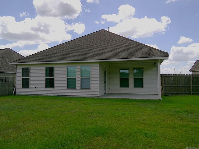 23091 Antler Lake Dr, Denham Springs, LA 70726