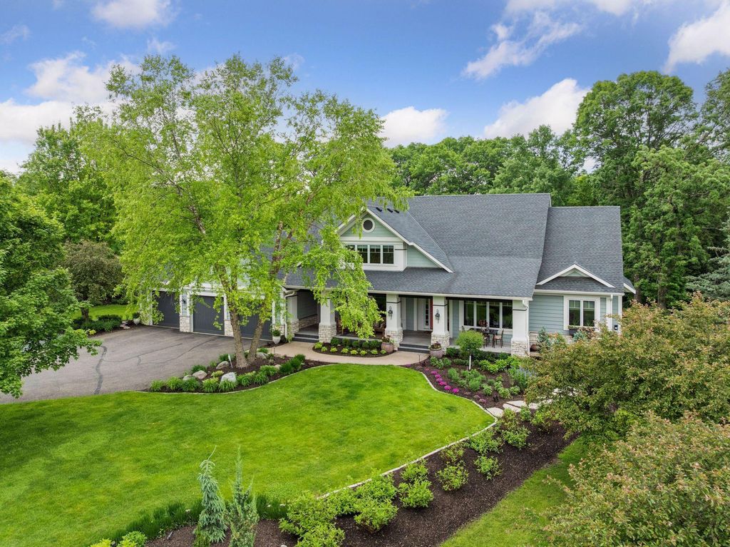 10025 Adam Avenue, Inver Grove Heights, MN 55077