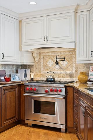 8725 Sandro Road, Bloomington, MN 55438