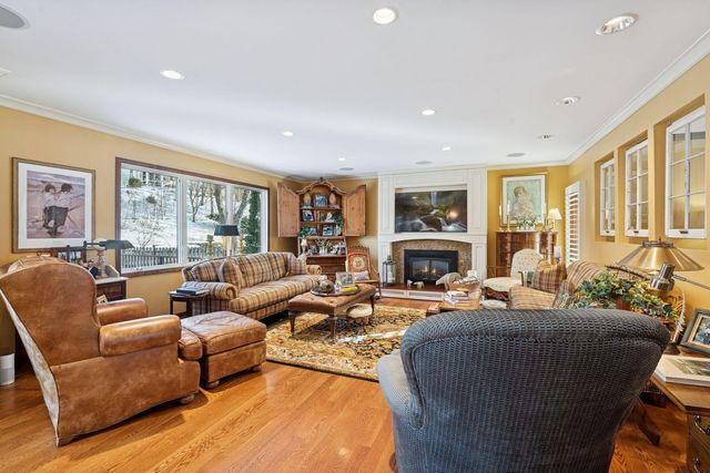 8725 Sandro Road, Bloomington, MN 55438