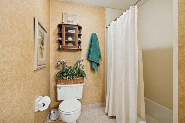 8725 Sandro Road, Bloomington, MN 55438