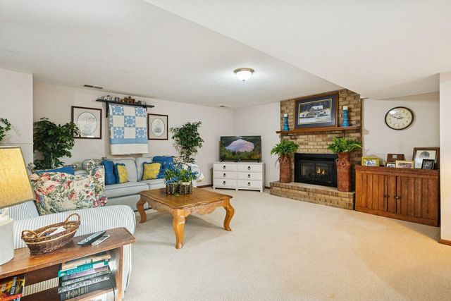 8725 Sandro Road, Bloomington, MN 55438