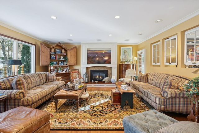 8725 Sandro Road, Bloomington, MN 55438