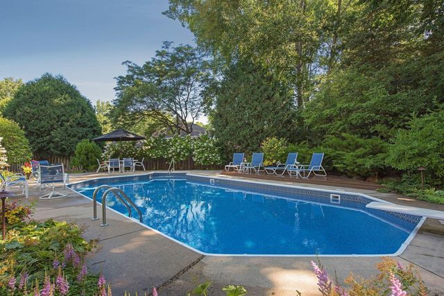 8725 Sandro Road, Bloomington, MN 55438