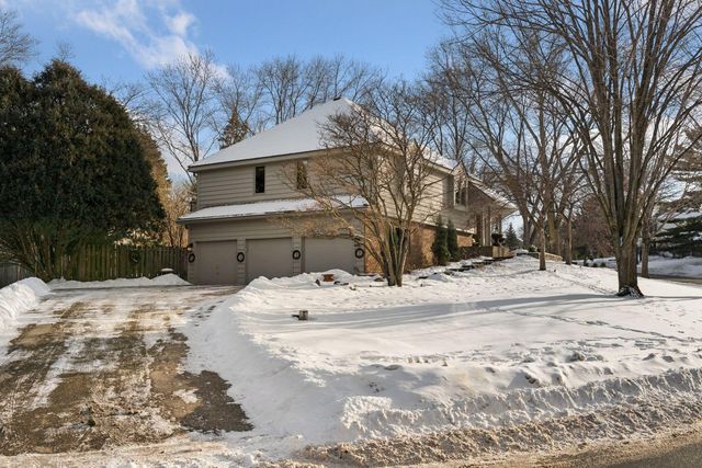 8725 Sandro Road, Bloomington, MN 55438