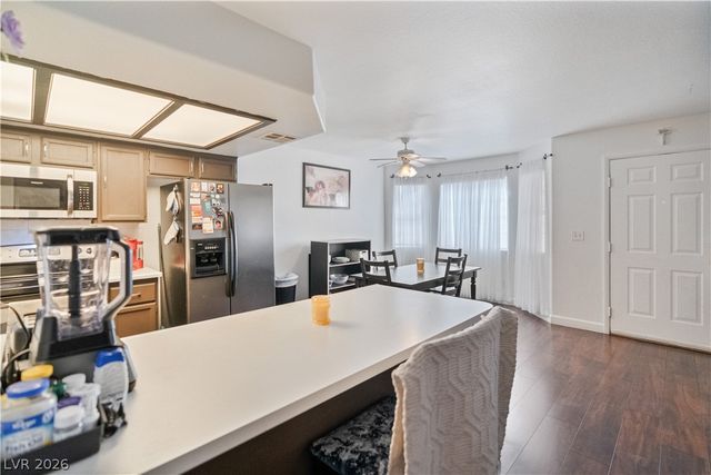 8410 Eldora Avenue 2011, Las Vegas, NV 89117