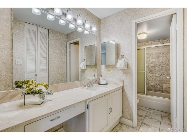 955 Eudora St 407E, Denver, CO 80220
