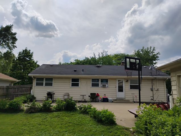 234 N Butterfield Road, Libertyville, IL 60048